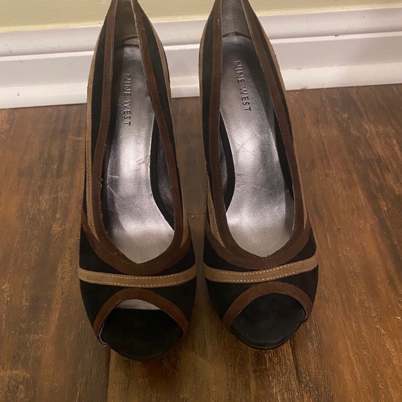Nine West Shoes - Picture 2 of 5